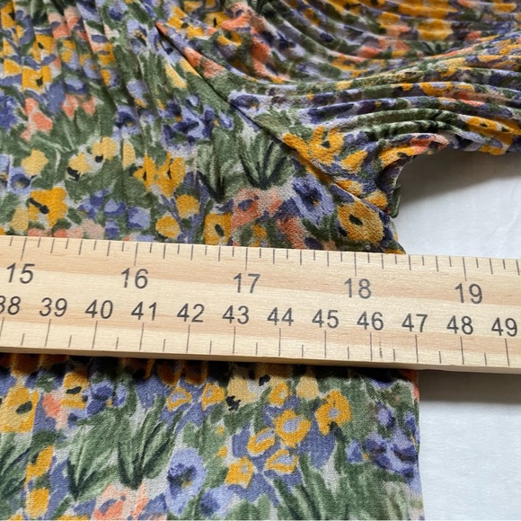 Zara Ditsy Floral Pleated Chiffon Effect Balloon Sleeve Top Size S - Picture 10 of 11